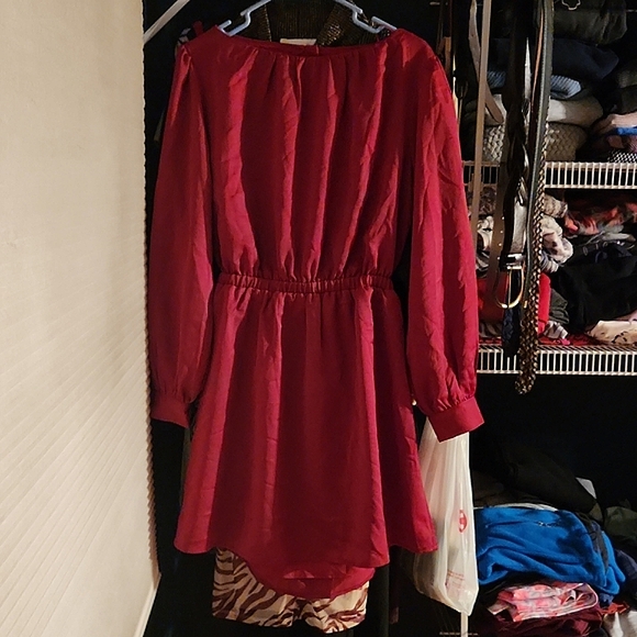 NWT Lost + Wander burgundy dress with cutout back size medium - Picture 5 of 10